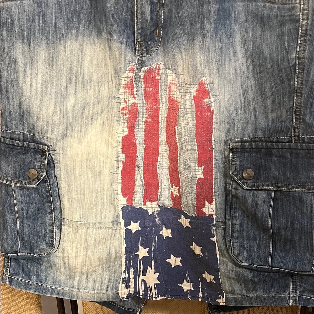 Denim Midi Skirt with American Flag Design - Picture 3 of 4